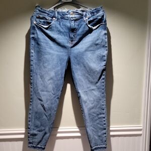 Good American Light Blue Skinny Jeans